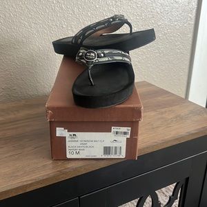 Size 10 in women Coach Sandals